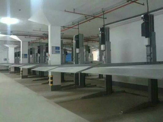 Điều khiển từ xa Đường sắt dưới lòng đất nhà để xe 2500kg Nhà xe nâng